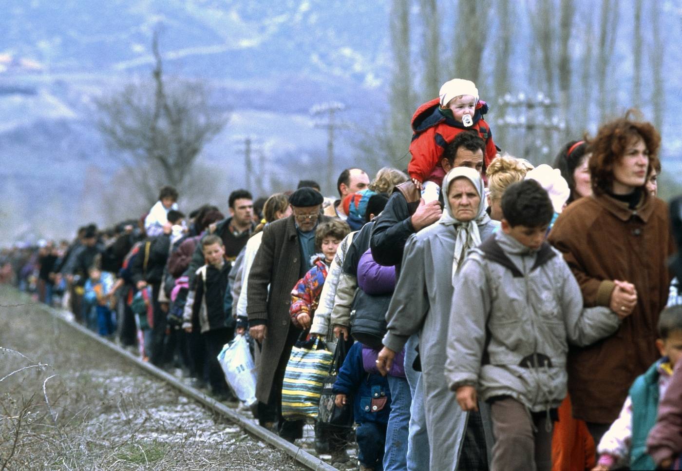 Kosovolaisia pakolaisia Blacen kylässä Makedoniassa vuonna 1999. Kuva: UN Photo/UNHCR/R LeMoyne
