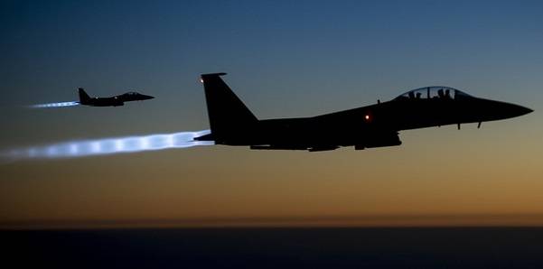 Yhdysvallat iski ensi kertaa ilmavoimin ISIS-kohteisiin Syyriassa syyskuun 23. 2014. Kuva: US Department of Defense/Flickr