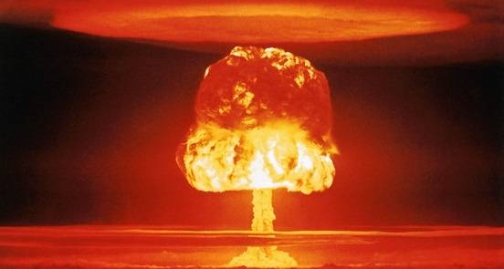 Atomipommi on vahvin aselaji mitä on. Sen tiedetään olevan sienen muotoinen räjähdys. Kuva: Flickr/CC BY-NC-ND 2,0/Vaxzine.